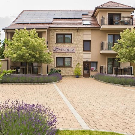 Levendula Apartmanhaz Шарвар Экстерьер фото