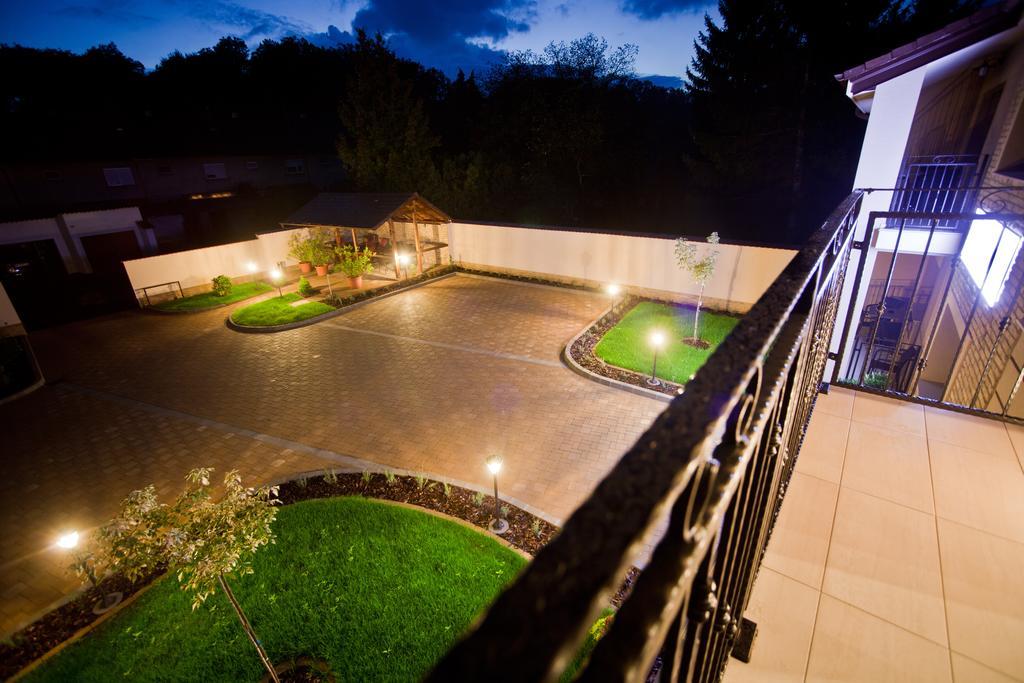 Levendula Apartmanhaz Шарвар Экстерьер фото